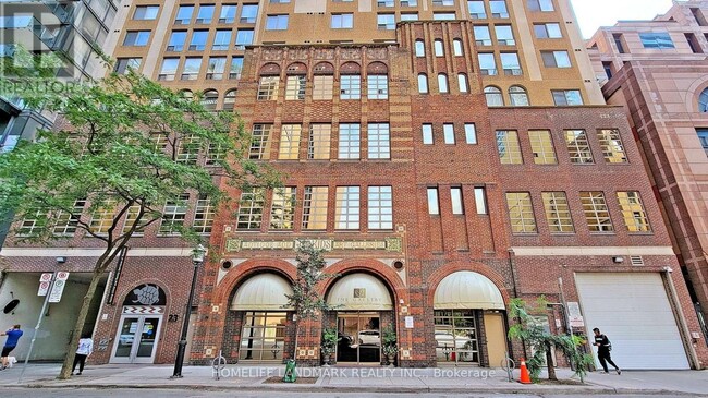Photo - 25 Grenville St Unit 1002