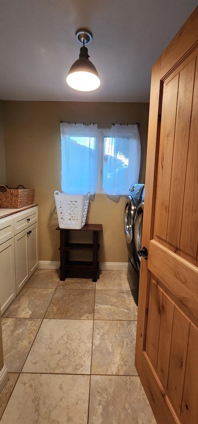 Photo - 1710 W Camino Dr