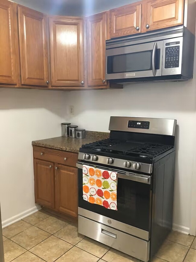 Photo - 4225 Jonathon St