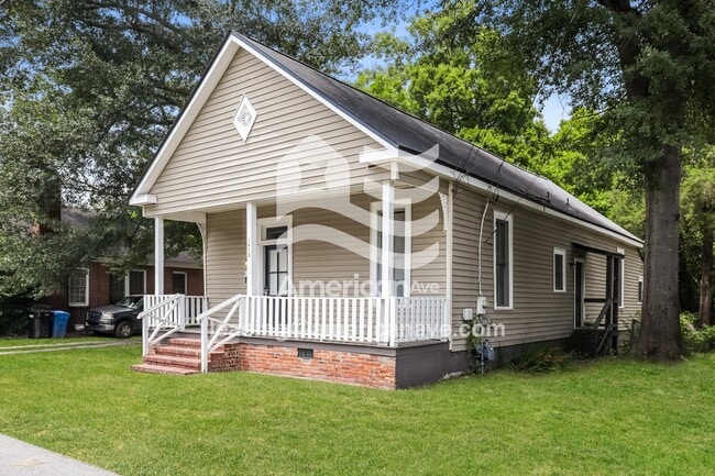 Photo - 1413 Springer St