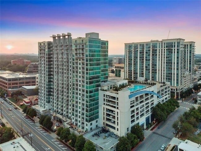 Building Photo - 250 Pharr Rd NE Unit 313