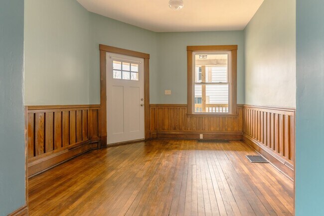 Photo - Stunning 2 bed, 1 bath, first floor apartment with views of Mill Run Unit 547 Walnut st Apt 1