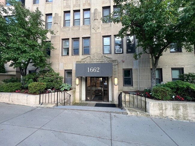 Photo - 1662 Commonwealth Ave Unit 45