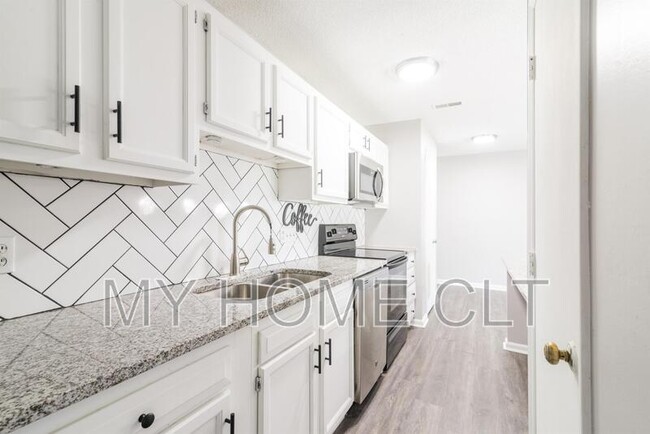 Photo - 6158 Meadow Rose Ln