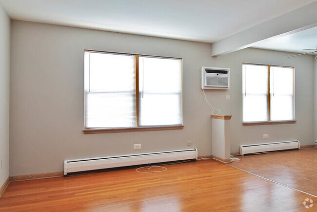 Building Photo - 501 N. Lombard Ave. Rental
