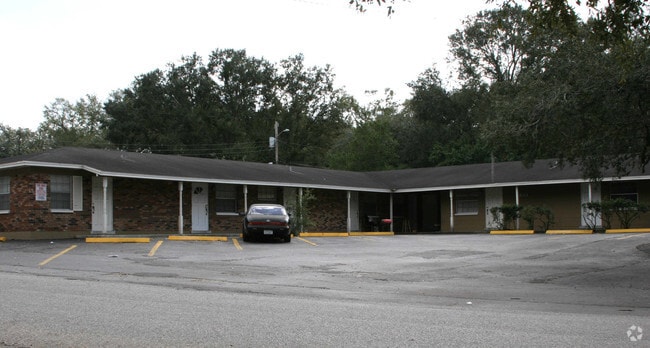 Busch Terrace