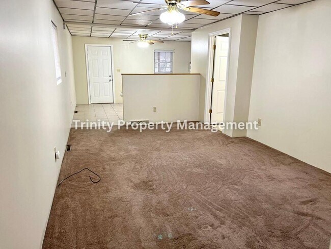 Photo - 213 W Woodland Ave