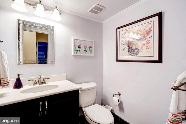 Photo - 9702 Kingsbridge Dr Unidad 202