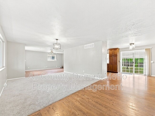 Photo - 769 Alkire St