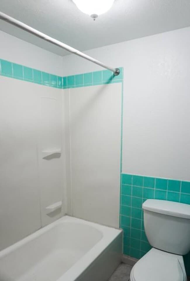 Photo - First Full Month Rent Free plus a Free Ring Camera Unidad 213