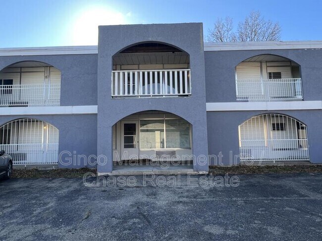 Photo - 1231 N Galena Ave