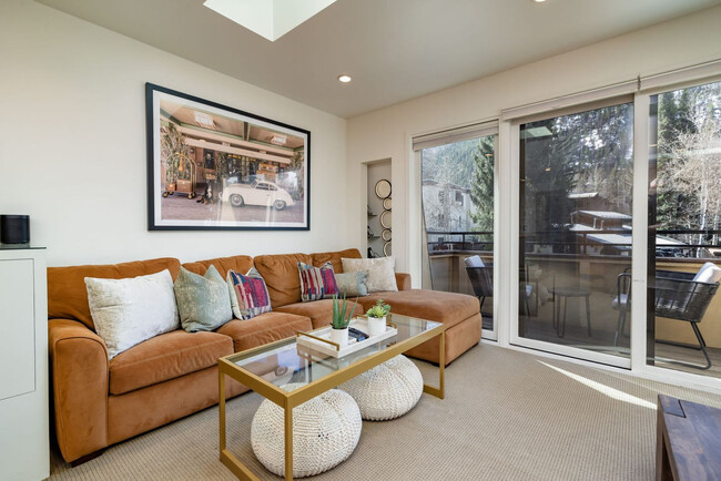 Photo - 835 E Durant Ave Unidad ID1339907P