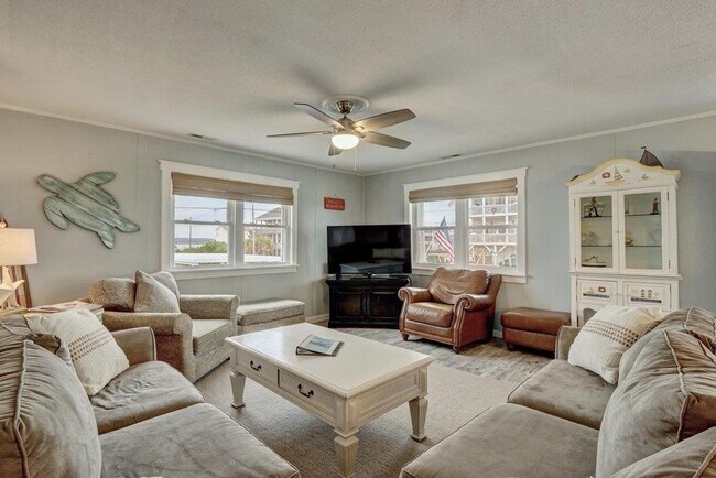 Photo - FURNISHED OFF-SEASON MONTHLY RENTAL-STARTI...