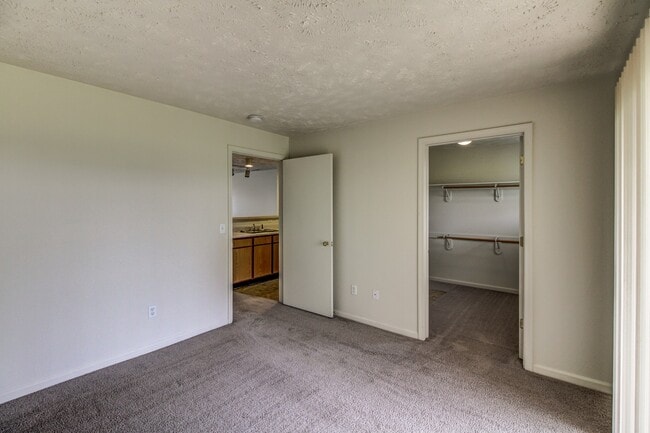 Photo - Riverbend Apartment Homes