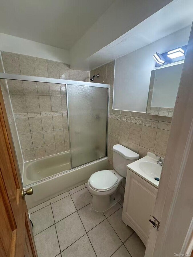 Photo - 129-16-129145 145th St Unidad 1 Fl