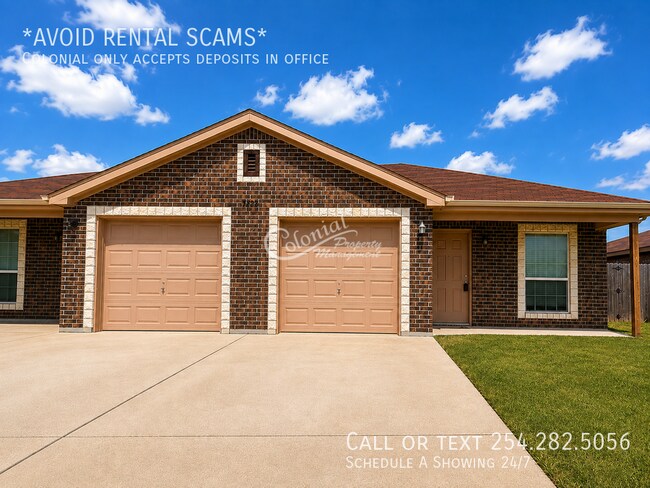 Building Photo - 1529 Justin Lp Unit B