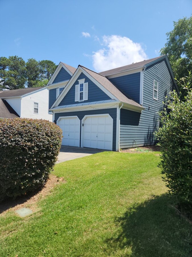 Beautiful Home---Off Powers Ferry, Marietta - Beautiful Home---Off Powers Ferry, Marietta