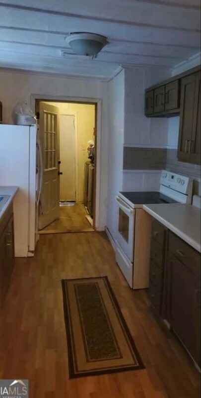 Photo - 1574 Colonial Dr