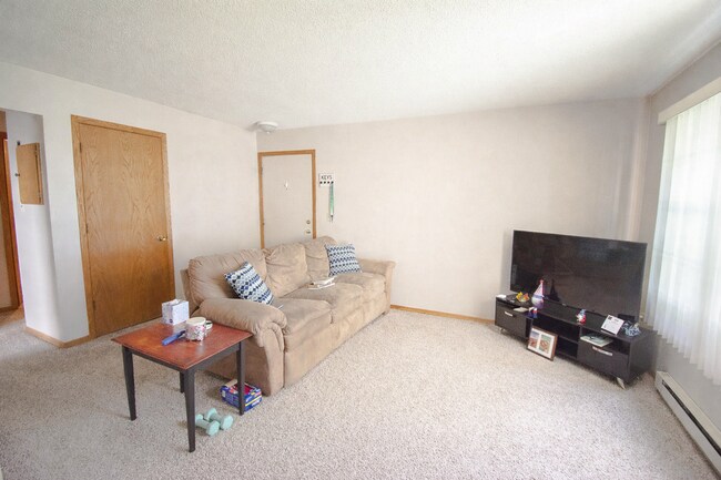 Photo - 2315 30th Ave NW Unidad #A