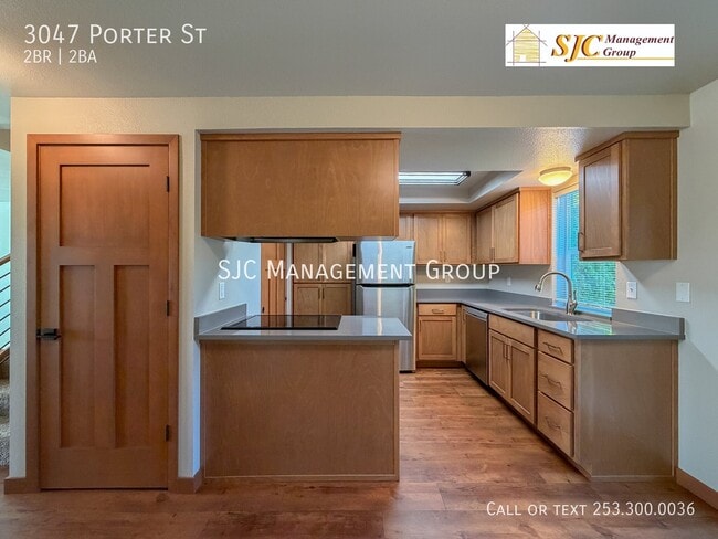 Photo - 3047 Porter St