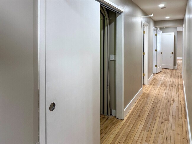 Photo - 48 Winter St Unit 5R