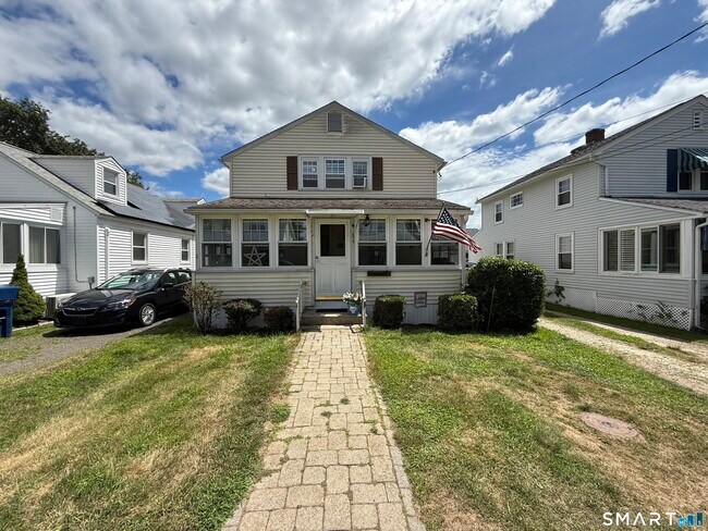 Photo - 16 Springfield Rd
