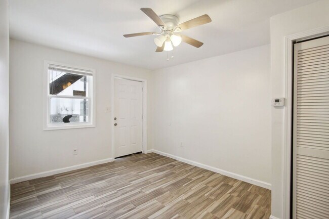 Photo - 615 Oliver St NW Unidad 6