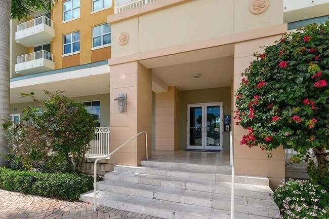 Photo - 100 NE 6th St Unidad 506