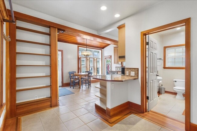 Photo - 1038 Santa Clara Ave Unit 1038 Santa Clara Ave #A - LU