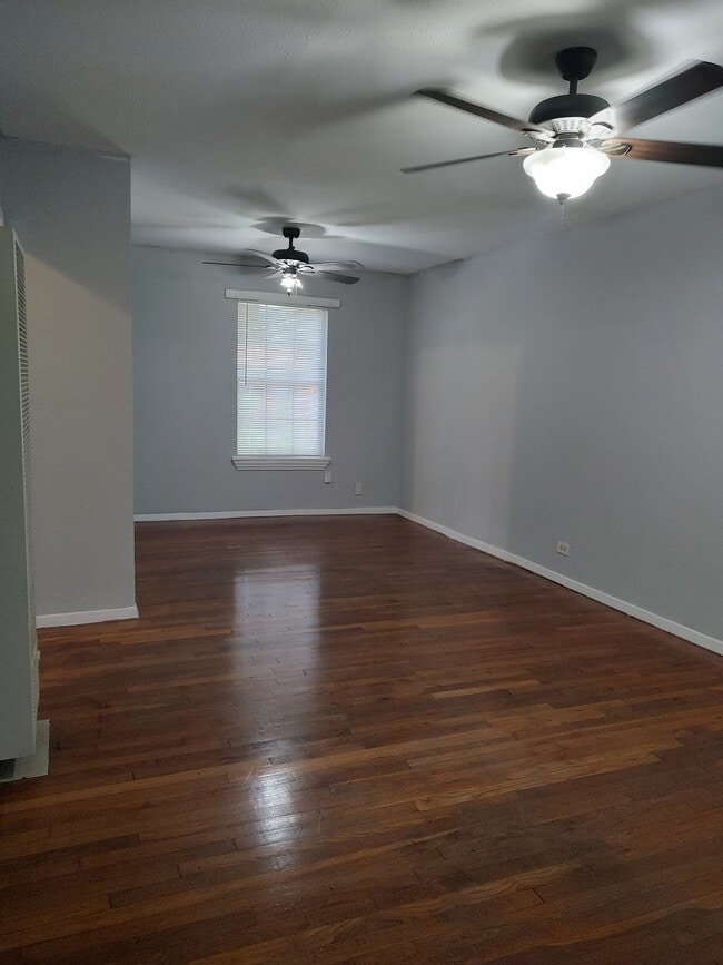 Photo - 2453 Cincinnati Ave