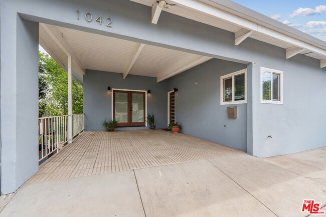 Photo - 1042 Olancha Dr