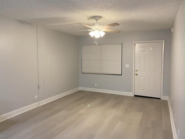 Photo - 3269 NW 102nd Terrace Apartamento Unidad 3269