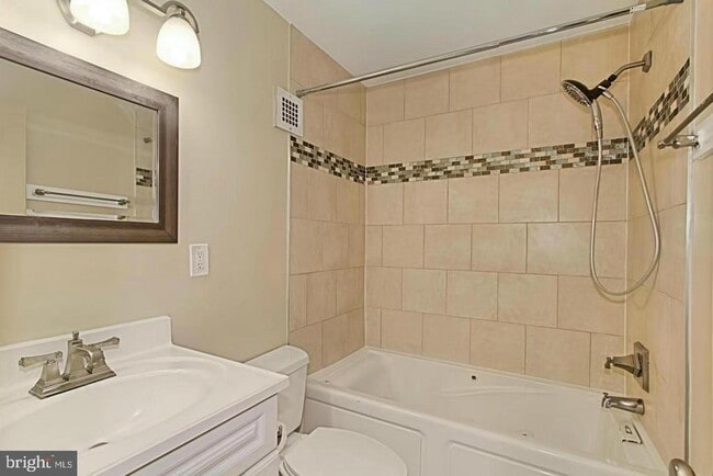 Photo - 9481 Fairfax Blvd Unit 304