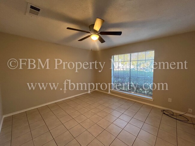 Photo - 509 W Denton St Unidad B Denton