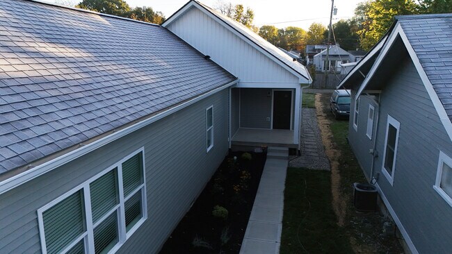 Photo - RnR Duplex SoBro