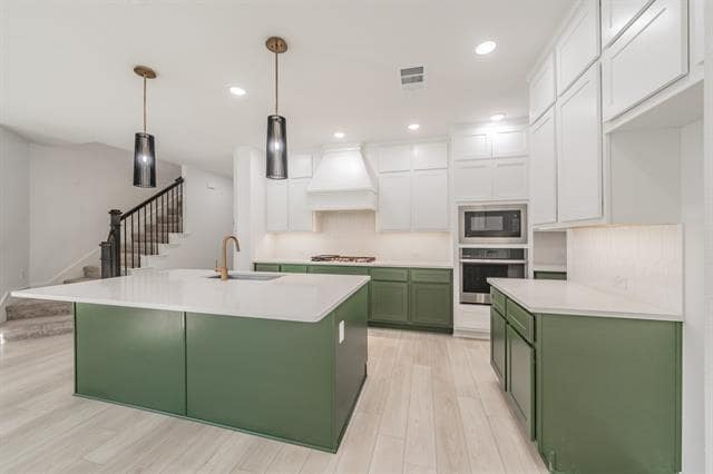 Photo - 13361 Hedgebrook Pl