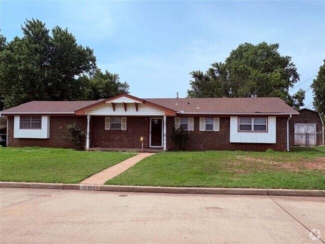 Building Photo - 625 SW 68th St Rental