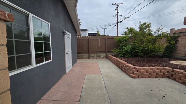 MACKINNON - MACKINNON Apartment Unit -