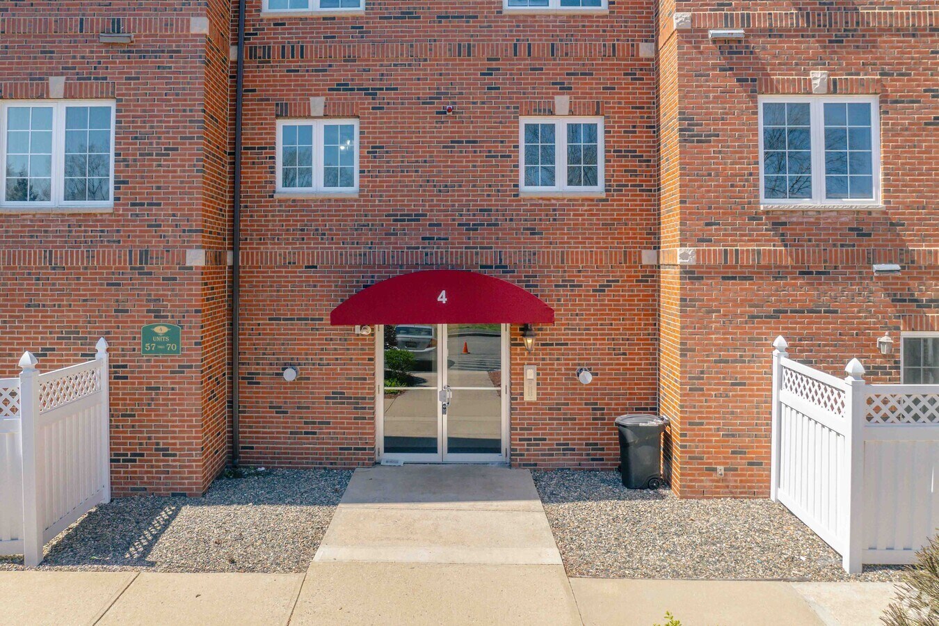 Building Entrance - The Willows at Winchester