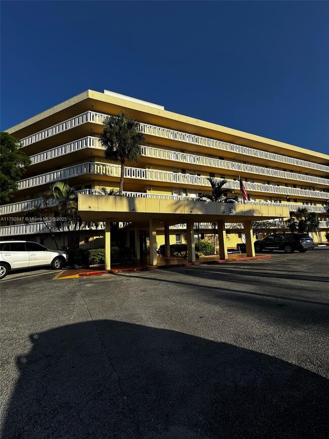 Photo - 2930 Point E Dr Condo Unit E403