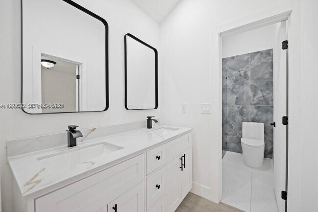 Photo - 20620 SW 120th Pl