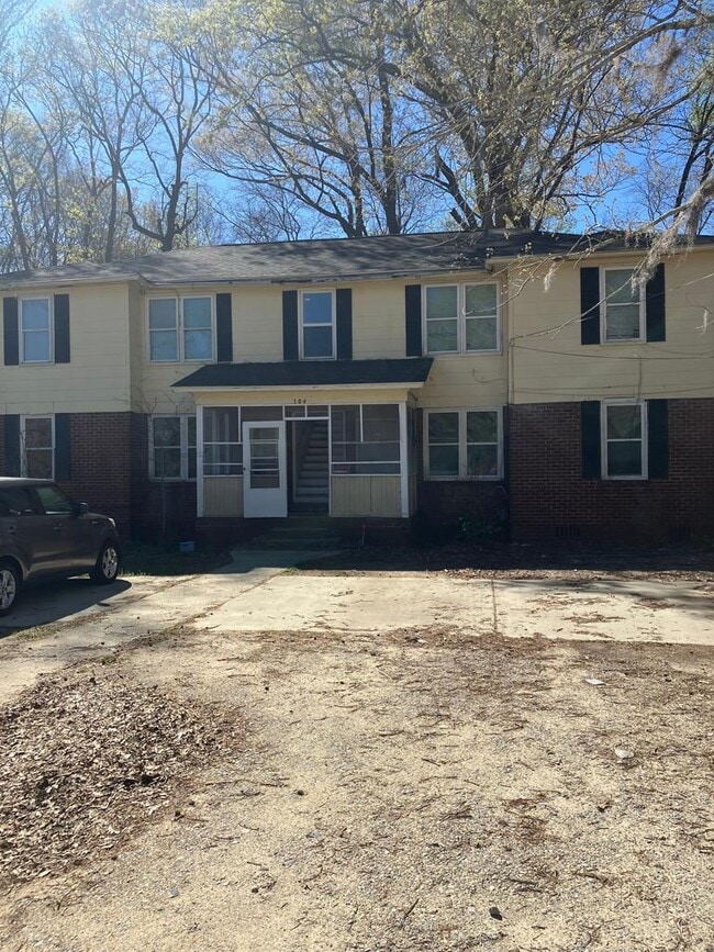 Photo - 304 Loring Dr Apartment