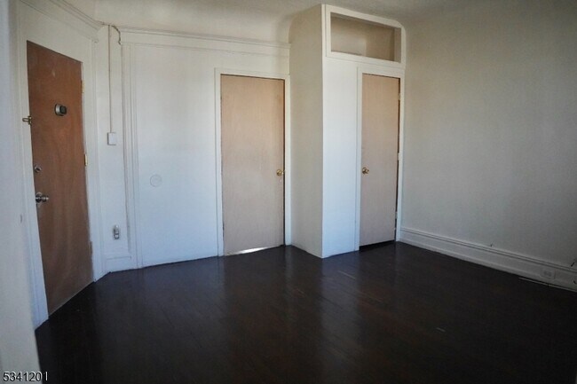 Photo - 174 N 17th St House