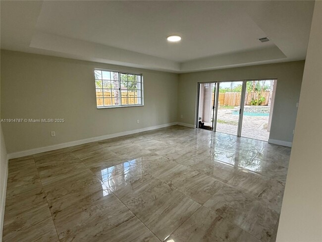 Photo - 4157 NE 14th St House