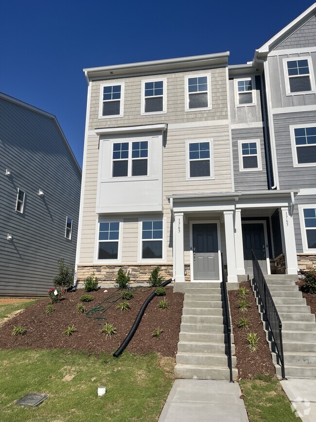 Building Photo - 1763 Barrett Run Trl Rental