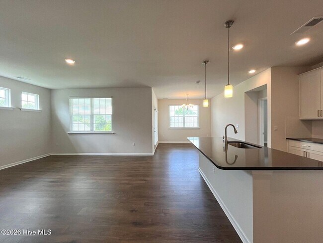 512 Ragapple Ln