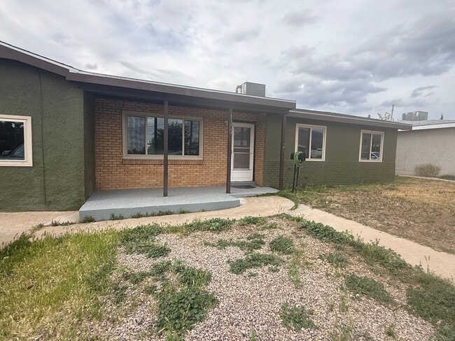 Building Photo - 1309 Jackson Ave