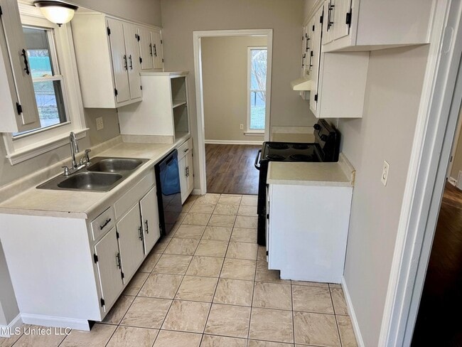 Photo - 5826 Patricia Dr