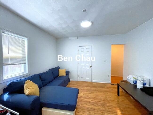 Photo - 48 Derby St Unit 1B