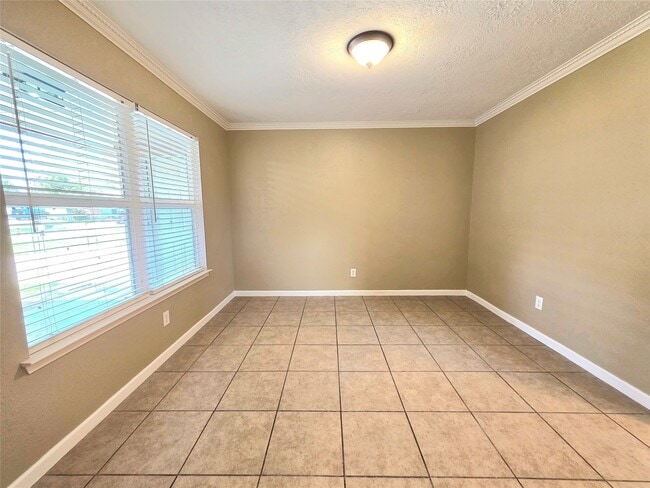 Photo - 6510 Lynngate Dr